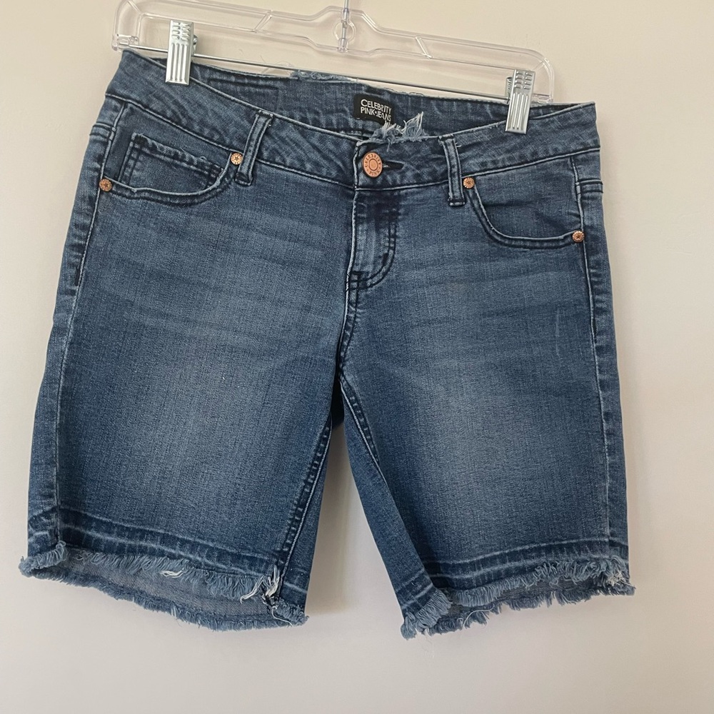MOM SHORTS- MODEST